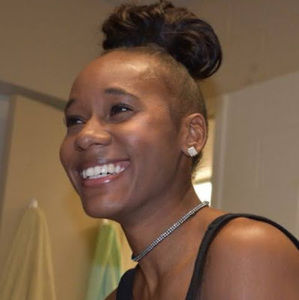 Meet your Posher, Nikki